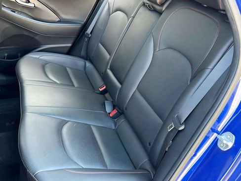 Used 2018 Hyundai Elantra GT Sport w/ Sport Tech Package 04 FWD image 11
