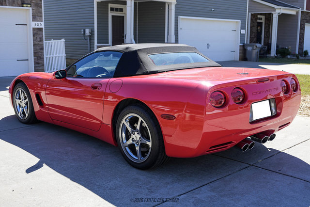 Used 1999 Chevrolet Corvette Convertible w/ Memory Pkg RWD image 15