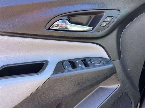 Certified 2024 Chevrolet Equinox LS image 14