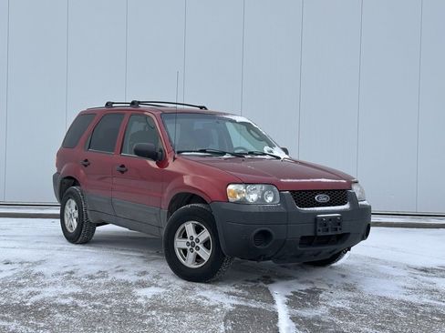 Used 2007 Ford Escape XLS image 6