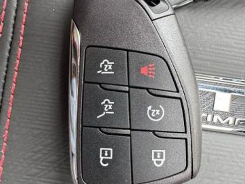 New 2026 GMC Yukon XL AT4 Ultimate w/ LPO, Floor Liner Package AWD/4WD image 29