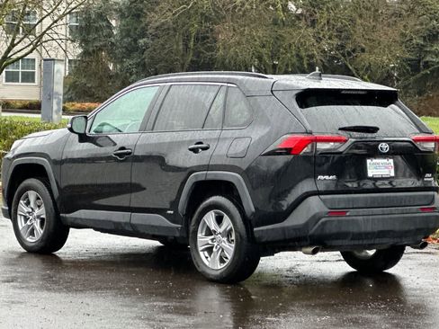 Used 2023 Toyota RAV4 XLE w/ XLE Grade Weather Package image 6