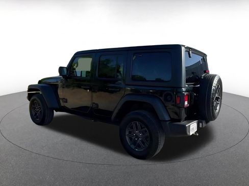 Used 2025 Jeep Wrangler Unlimited Sport AWD/4WD image 10