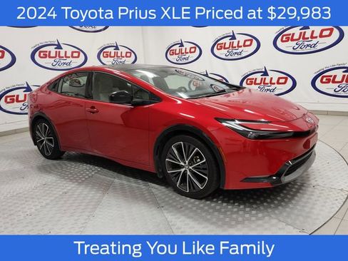 Used 2024 Toyota Prius XLE FWD image 1