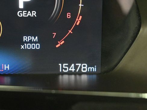 Used 2024 Chevrolet Colorado Z71 w/ Z71 Convenience Package 2 AWD/4WD image 20