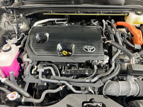 Used 2024 Toyota Crown XLE image 29