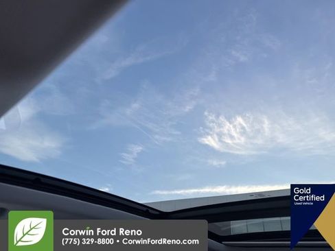 Used 2022 Ford Escape Titanium w/ Titanium Elite Package image 18