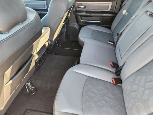 Used 2018 RAM 2500 Power Wagon w/ Comfort Group image 43