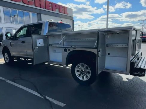 Used 2021 Ford F250 XLT image 2