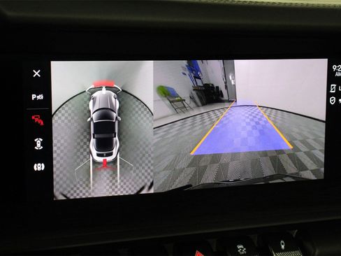 Used 2022 Porsche 911 Targa 4 GTS image 17