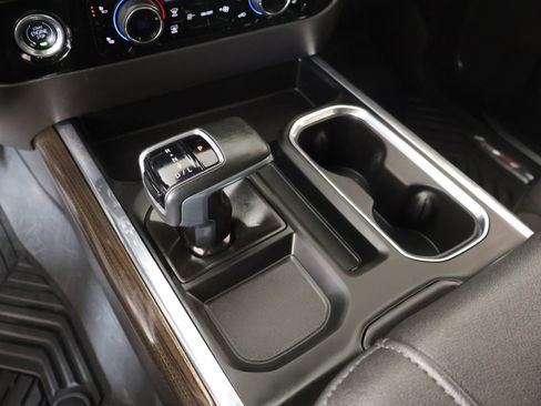 Used 2024 Chevrolet Silverado 1500 LT Trail Boss image 8