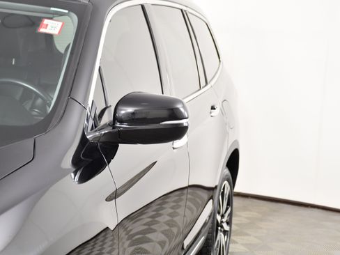 Used 2020 Honda Pilot Touring image 13