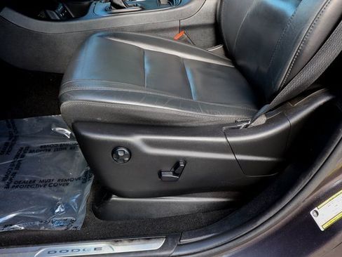 Used 2019 Dodge Durango GT image 36