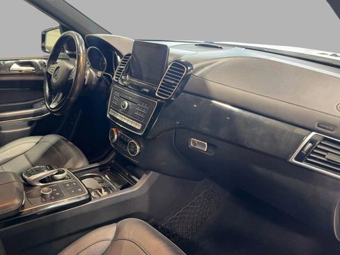 Used 2019 Mercedes-Benz GLS 550 4MATIC image 25