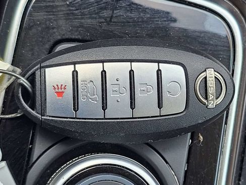 Used 2023 Nissan Armada SL w/ Captain's Chairs Package RWD image 32