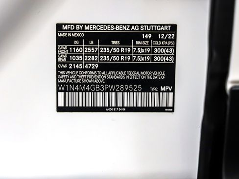 Used 2023 Mercedes-Benz GLB 250 GLB 250 SUV image 24