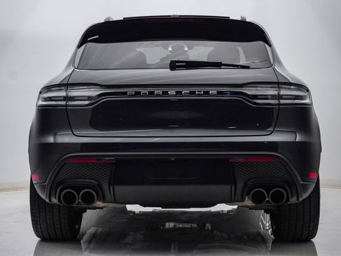 Certified 2026 Porsche Macan AWD/4WD image 10
