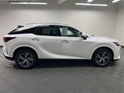 Certified 2024 Lexus RX 350h w/ Convenience Package image 4