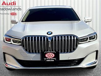 Used 2022 BMW 750i xDrive w/ Executive Package video 2