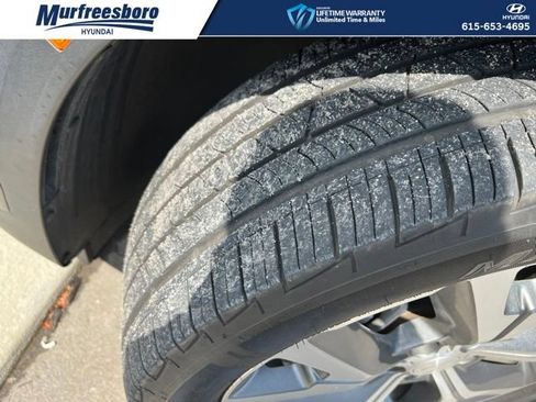 Used 2022 Hyundai Palisade SEL w/ Premium Package FWD image 16