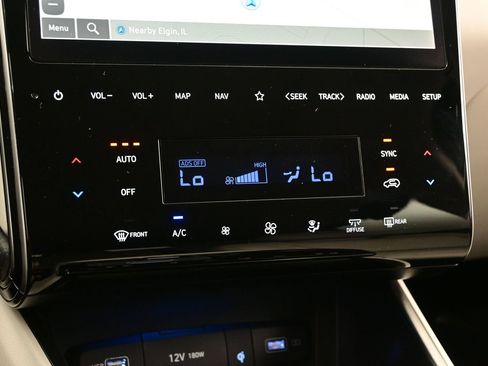 Certified 2024 Hyundai Tucson Limited AWD/4WD image 22