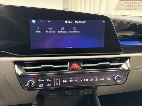 Used 2023 Kia Niro Wave w/ Wave Preserve Package image 23