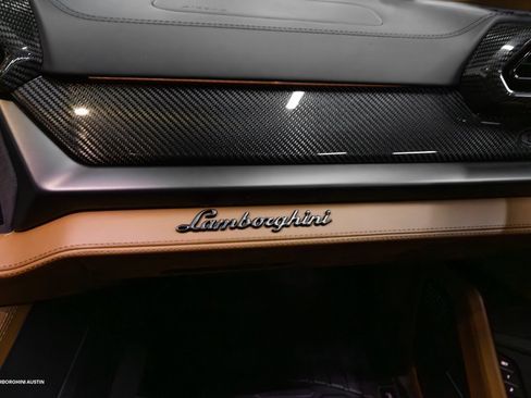 New 2025 Lamborghini Urus SE image 55