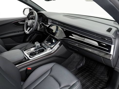 Certified 2024 Audi Q8 Premium Plus w/ Premium Plus Package AWD/4WD image 23