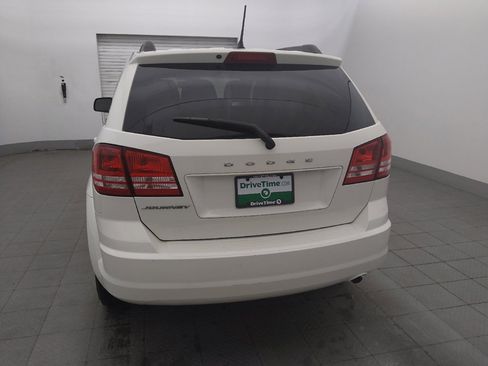Used 2017 Dodge Journey SE w/ Flexible Seating Group FWD image 6