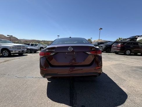 Used 2024 Nissan Sentra SV image 4