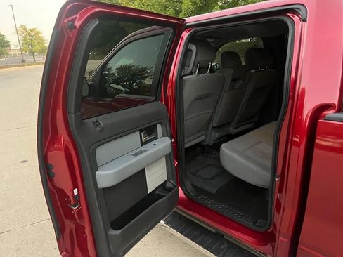 Used 2013 Ford F150 XLT w/ Luxury Equipment Group image 23