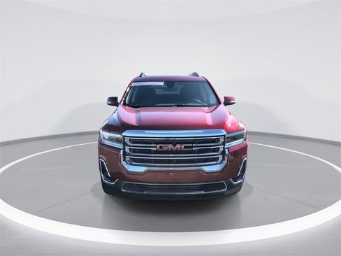 Used 2023 GMC Acadia SLE w/ Driver Convenience Package image 3