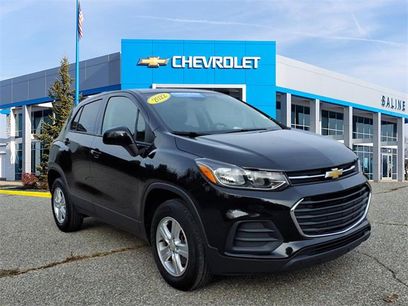 Used 2022 Chevrolet Trax LS w/ Tint and Cruise Package