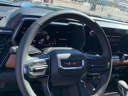 New 2026 GMC Canyon AT4 w/ Nightfall Essentials Package AWD/4WD image 18