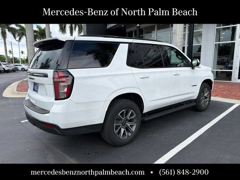 Used 2023 Chevrolet Tahoe Z71 w/ Z71 Off-Road Package AWD/4WD image 3