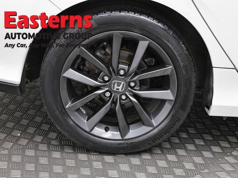 Used 2020 Honda Civic EX image 29