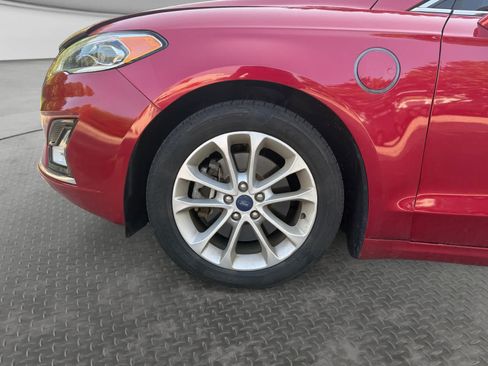 Used 2020 Ford Fusion Energi Titanium FWD image 9