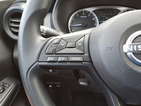 Used 2023 Nissan Kicks S FWD image 23