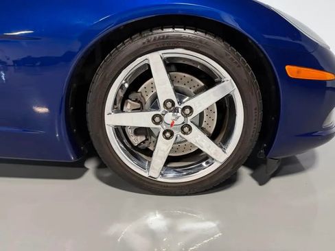Used 2006 Chevrolet Corvette Convertible w/ Preferred Equipment Group RWD image 10