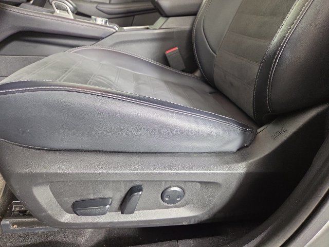 Used 2024 Mitsubishi Outlander SE AWD/4WD image 28