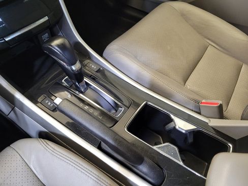 Used 2017 Honda Accord EX-L image 26