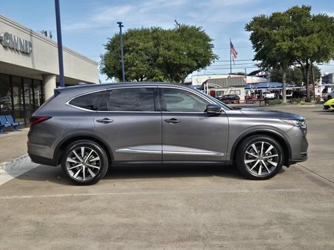 Certified 2025 Acura MDX FWD w/ Technology Package image 5