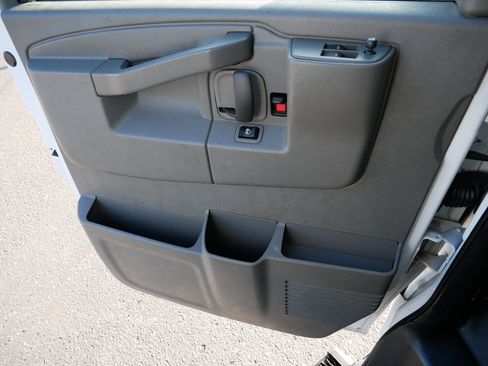 Used 2019 GMC Savana 3500 LS w/ Cold Climate Package image 26