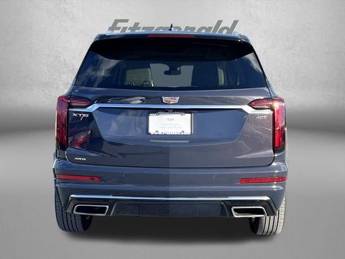 Certified 2025 Cadillac XT6 Premium Luxury image 6