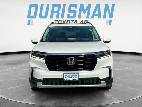 Used 2023 Honda Pilot Elite image 2