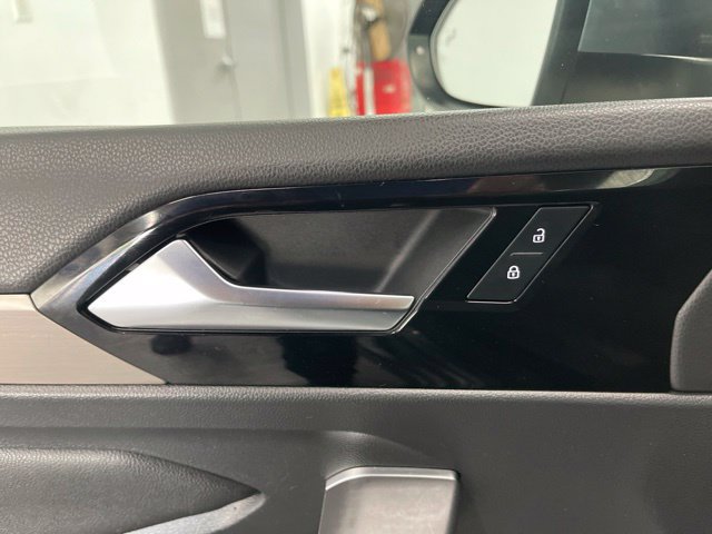 Used 2020 Volkswagen Jetta SEL Premium FWD image 25