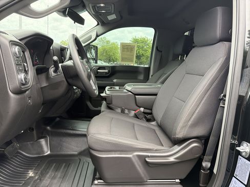 Used 2026 GMC Sierra 3500 Pro w/ Convenience Package AWD/4WD image 16