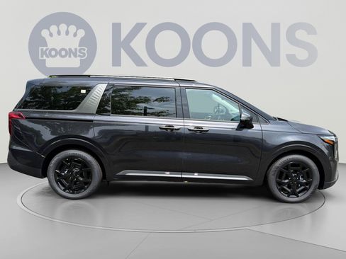 New 2026 Kia Carnival SX Prestige FWD image 8