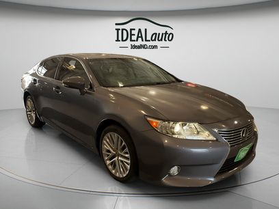 Used 2013 Lexus ES 350 w/ Luxury Pkg