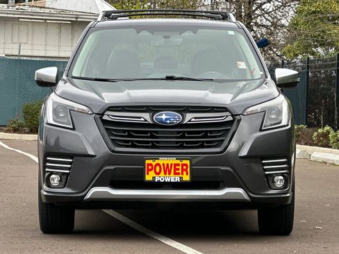 Used 2022 Subaru Forester Touring w/ Popular Package #2 image 9